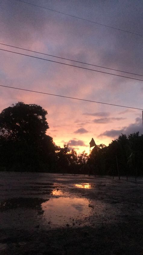 Horse Background, Rainy Sky, Rain Aesthetic, Standing In The Rain, Like I Love You, After Rain, Rain Photography, This Is Love, Blackpink Photos