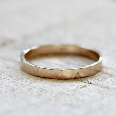 Hammered ring 14k gold 14k Gold Wedding Ring, Hammered Ring, Hammered Band, Everyday Ring, Hammered Rings, Ringe Gold, Gold Wedding Ring, Gold Band Ring, Wedding Rings Unique