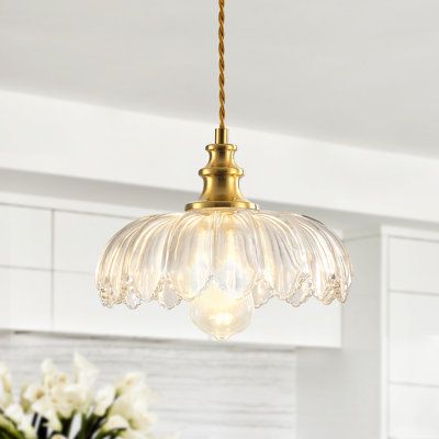 cluster pendant lights is full of modern texture and retro atmosphere.Just like a blooming flower and will be an elegant and unique decoration for your home whether the light is on or off! The beautiful warm lighting effect will makes your kitchen island, kitchen sink, porch, dining area, living room, study, bedroom more stunning.The metal ceiling cover in matte brass and braided wire is a combination of vintage texture and modern decor.√ Adjustable cords -59.05 Inches for a hanging custom look Empire Pendant Light, Small Bathroom Chandelier Vintage, Kitchen Sink Chandelier, Vintage Hanging Lights In Bedroom, Gold Ceiling Light Fixtures, French Country Pendant Lights Islands, Powder Bath Chandelier, Vintage Modern Lighting, Vintage Pendant Lighting Kitchen Island