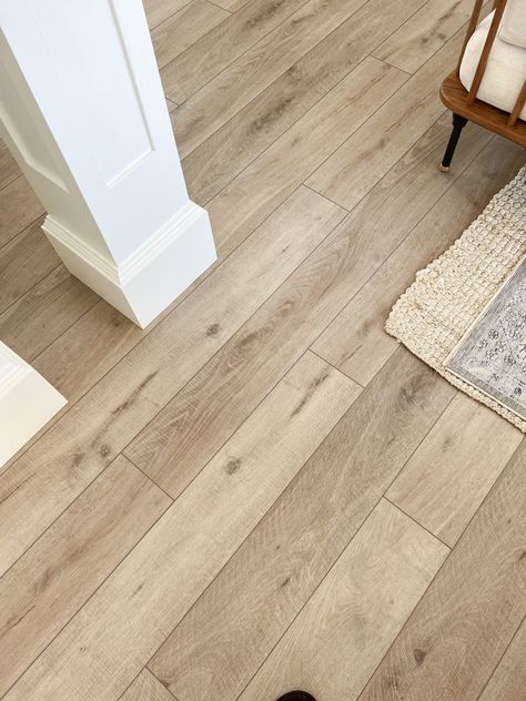 Oak Vinyl Plank Flooring, Lifeproof Vinyl Flooring, Vinyl Wood Flooring, White Oak Hardwood Floors, Lvp Flooring, Oak Hardwood Flooring, White Oak Floors, Luxury Vinyl Plank Flooring, Durable Flooring