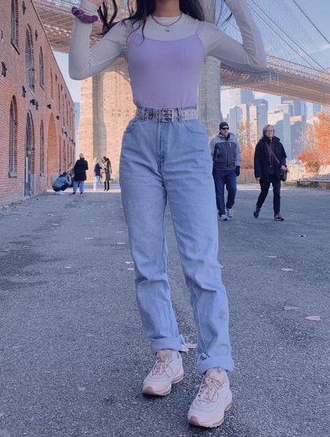 Pastel Colors Photoshoot, Purple Aesthetic Fashion, Purple Outfits Aesthetic, Purple Clothes Aesthetic, Aesthetic Pastel Outfits, Purple Jeans Outfit, Rich Goals, Pinky Pinky, Outfit Ideas Colorful