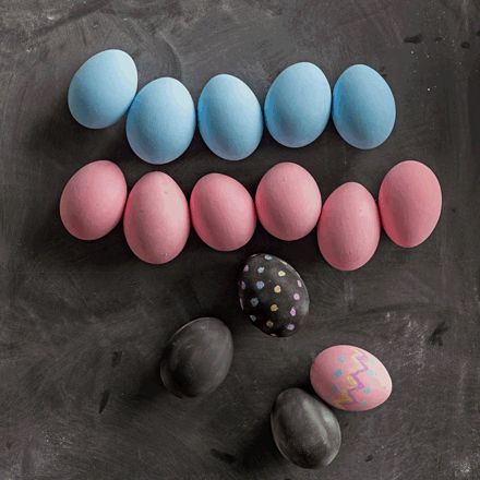 Happy Easter from all of us at Williams-Sonoma! #GIF Easter Animation, Gif Easter, Egg Gif, Happy Easter Gif, Victorian Tea Sets, Easter Gift Boxes, Happy Easter Greetings, Spring Entertaining, Animated Cards