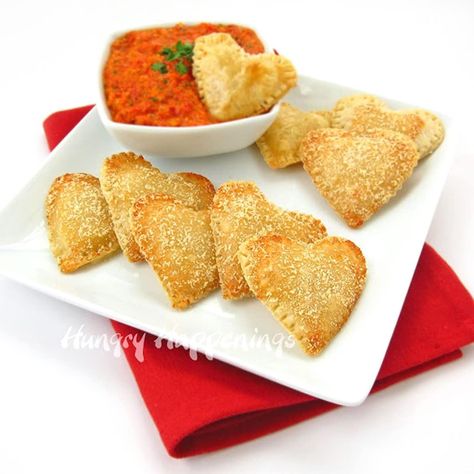 mozzarella cheese filled pie crust hearts served with roasted red pepper dip Roasted Red Pepper Pesto, Red Pepper Pesto, Pepper Pesto, Valentines Breakfast, Shaped Food, Heart Shaped Food, Valentines Day Dinner, Valentines Day Food, Valentine's Day Recipes