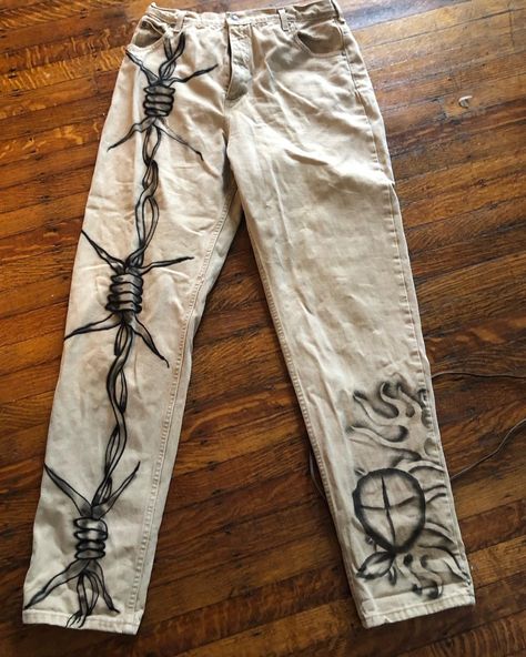 Lands end size 16 jeans airbrushed with a one or a kind design Drawn On Jeans Grunge, Bleached Design Jeans, Pants Paint Design, Bleach Paint Pants, Painting On Trousers, Grunge Painted Jeans, Pants Design Paint, Bleach Painting Pants, Cool Jeans Design