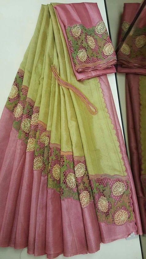 Cut Work Sarees, Silk Saree Blouse Designs Patterns, Cutwork Saree, New Saree Designs, Silk Sarees With Price, New Saree Blouse Designs, Cotton Saree Designs, Saree Embroidery Design, Fancy Sarees Party Wear