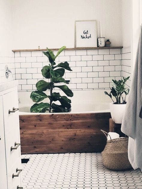 Bathtub face lift Bathtub Wood Panel Cover, Tub Wrapped In Wood, Wood Paneling Around Tub, Tub Face Ideas, Side Of Bathtub Ideas, Big Bathtub Decor Ideas, Wood Around Tub, Rental Bathtub Makeover, Wood Around Bathtub