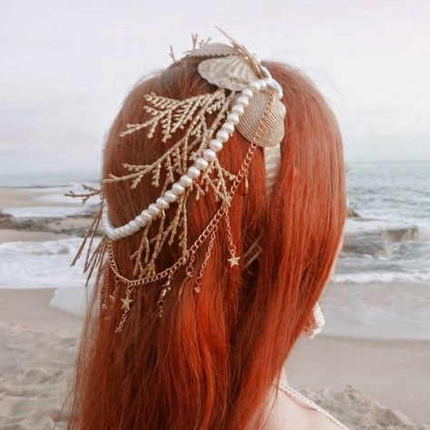 Mermaid Crown Diy, Aesthetic Ariel, Sea Witch Aesthetic, Water Crown, Sea Crown, Mermaid Headpiece, Mermaid Crowns, Mermaid Hair Accessories, Pearl Princess