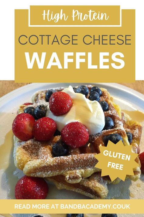 These waffles are high protein (20g ), gluten free and have 5g of fibre. They are quick and easy to prepare with just 3 healthy ingredients. They can also be frozen and popped into the toaster straight from the freezer for a quick healthy breakfast! High Protein Gluten Free Waffles, Gf Protein Waffles, Healthy Protein Waffles, Gluten Free Protein Waffles, Cottage Cheese Oats, High Protein Waffle Recipe, Cottage Cheese Waffles, High Protein Waffles, Cottage Cheese Protein