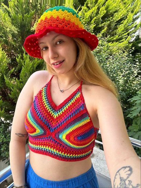 Sent a plottya😔😔😔😔😔😔😔😔😭😔😔😔😔😔😔😔😔😔😔😔😔😔😔😔😔😔😔😔😭😔😭😭😭😭😭😭😭😭😭😭😭😭😭😭 Pride Crochet, Designed Clothes, Crop Top Crochet, Granny Style, Knitted Clothes, Crochet Crop, Cropped Tube Top, Crochet Crop Top, Lgbtq Pride