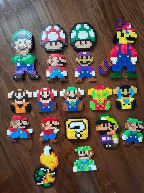 Best Perler Bead Patterns, Buffalo Bills Perler Beads, Super Mario Perler Bead Patterns, Mario Perler Bead Patterns, Mario Perler Beads, Alt Crafts, Nintendo Perler, Hama Beads Mario, Perler Bead Mario