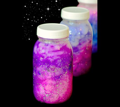 Pretend Magic Potion Science Experiments for Kids Diy Galaxie, Nebula Jars, Diy Galaxy Jar, Calming Jar, Galaxy Projects, Galaxy Jar, Diy Galaxy, Jar Diy, Diy Tags