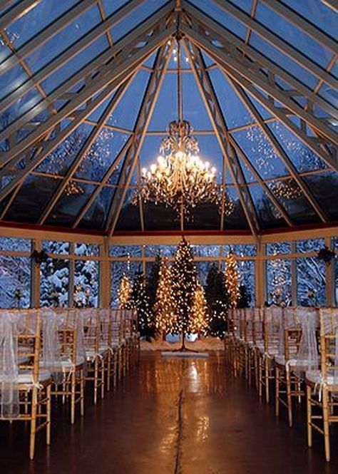 Holiday weddings are so gorgeous! Winter Wedding Glass House, Winter Venue Wedding, Wedding Venue Ideas Winter, Winter Wedding Venue Snow, Cute Wedding Venues Inside, December Wedding Venues, Outdoor Christmas Wedding Ceremony, Winter Chapel Wedding, Winter Wedding In Greenhouse