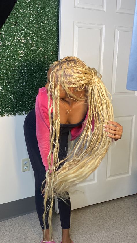 Blonde Bohemian Knotless Braids, 613 Braids, Black Rapunzel, Braided Extensions, Vacay Hair, Hair Flicks, Blonde Knotless Braids, Bohemian Knotless Braids, School Baddie