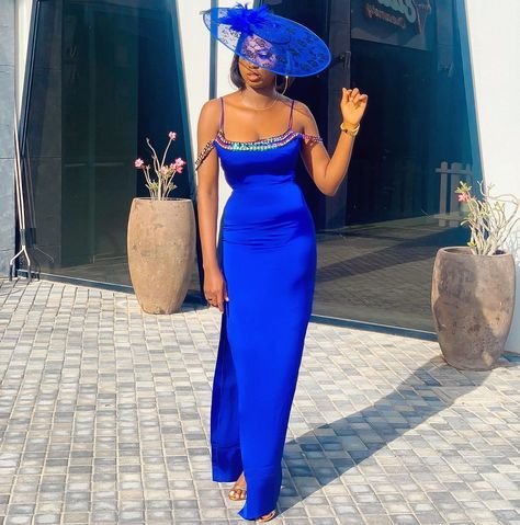 Wedding Guest Outfit With Fascinator, Facinators Wedding Guest Style 2021, African Wedding Guest Outfit Classy, Fascinator Hats Wedding Guest, Ladies Day Outfits, English Outfit, Style Collab, Fascinator Hats Outfit, Wedding Hats For Guests