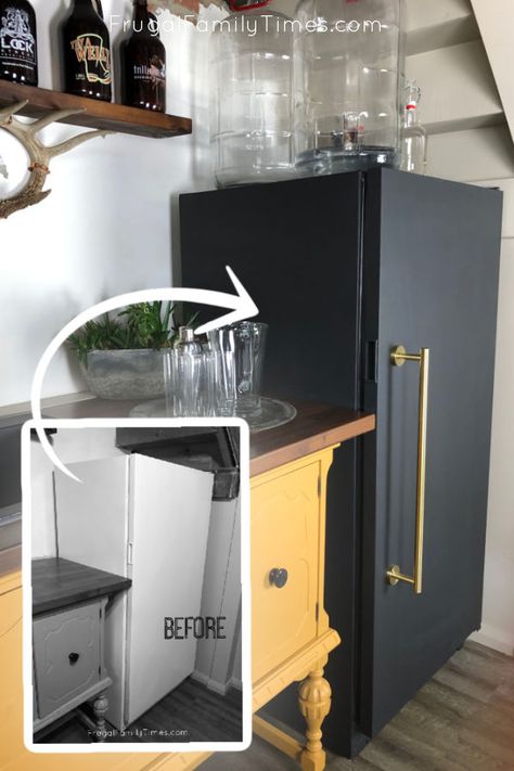 Painting A Mini Fridge, Door On Angled Wall, Fridge Handle Diy, Painting Fridge Diy, Budget Diy Home Improvement, Wet Bar Makeover, Chalkboard Paint Fridge, Marble Fridge, Paint Fridge