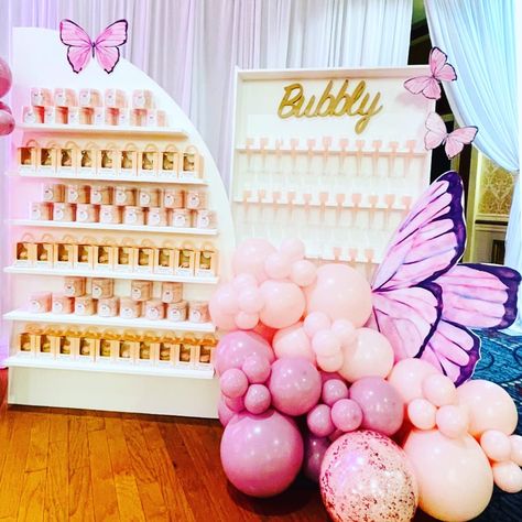 Cotton Candy Wall, Candy Wall, Spun Sugar, Dessert Table, Cotton Candy, Bubbles, Dessert, Candy, Wall