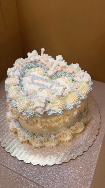 Taurus Fairy, Goddess Cake, Taurus Goddess, Vintage Birthday Cakes, Bios Para Instagram, Beach Cakes, Fairy Cake, Angel Cake, Pretty Dessert