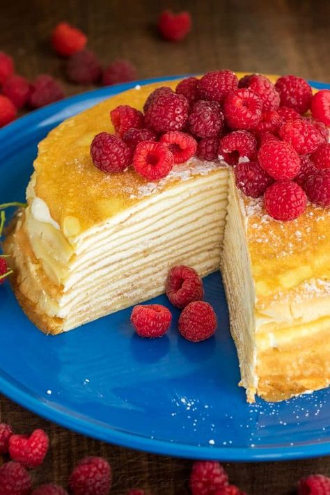 Crepe Cake Recipe - NatashasKitchen.com Crepe Cake Recipe, Crepe Ingredients, Homemade Crepes, Whiskey Cake, Crepe Recipe, Inside Cake, Rolls Easy, How To Make Crepe, Elegant Cake