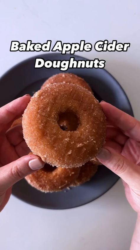 Food & Wine (@foodandwine) on X Apple Cider Doughnut Recipe, Apple Cider Doughnut, Easy Baked Apples, Apple Cider Donuts Recipe, Apple Cider Donuts Baked, Apple Donuts, Baked Donut Recipes, Homemade Apple Cider, Donut Recipe