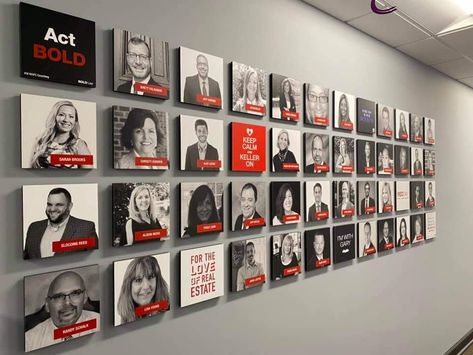 Office Photo Wall Corporate, Corporate Gallery Wall, Wall Of Fame Ideas Offices, Employee Photo Wall, Photo Wall Office, Fame Ideas, Office Wall Graphics, Exhibition Display Design, Wall Of Honor