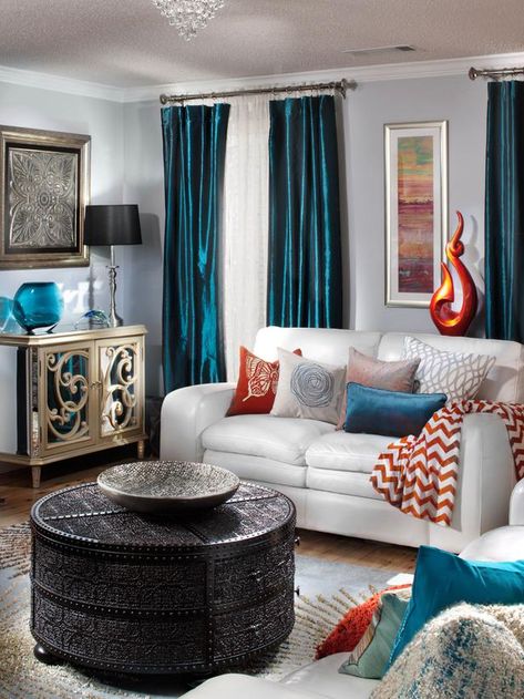 RS_natasha-eustache-garner-blue-transitional-living-room_3x4 Teal Living Room Decor, Transitional Living Room Design, Turquoise Interior, Gray Living Room, Living Room Turquoise, Teal Living Rooms, Living Room Orange, Blue Curtains, Transitional Living Rooms