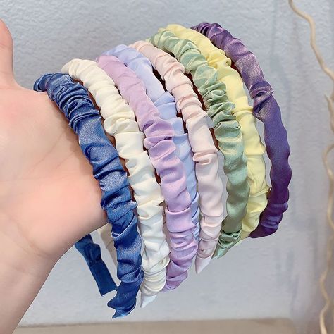 Handmade Hair Band, Pencil Skirt Outfits Casual, Casual Lingerie, Chiffon Hair, Hair Bands Diy, Pattern Aesthetic, Crochet Hairband, Diy Hair Accessories Ribbon, Handmade Scrunchie