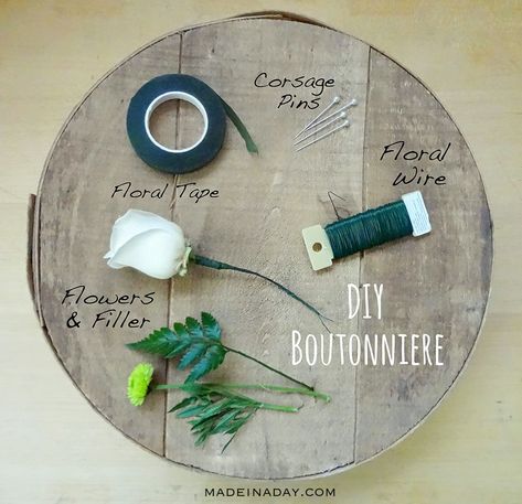 Make A Boutonniere, Diy Boutonniere Wedding, Simple Boutonniere, Diy Boutonniere, Diy Corsage, Boutonnieres Prom, White Boutonniere, Majlis Perkahwinan, Groomsmen Boutonniere