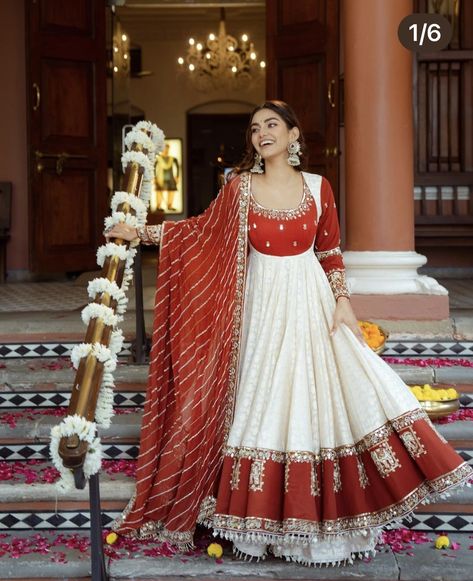 Beautiful Anarkali, Diwali Outfit, Best Indian Wedding Dresses, Diwali Dresses, Diwali Outfits, Traditional Suit, Long Gown Design, Lehenga Designs Simple, Anarkali Dress Pattern