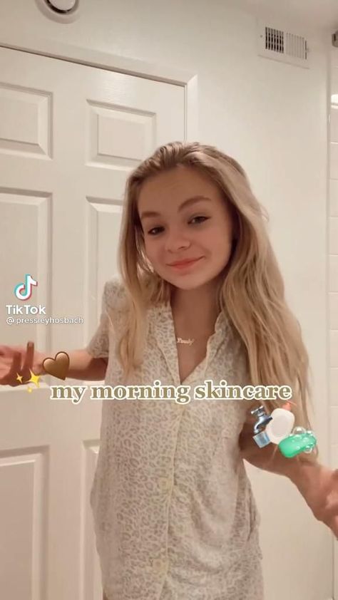 skincare skincareroutine tiktok skincaretiktok Japan Skincare Routine, Skincare Tips Videos, Tiktok Made Me Buy It Skincare, Skincare Routine Preppy, Morning Skincare Routine Steps, Pretty Skin Care Aesthetic, Morning Skincare Aesthetic, Skincare Tiktok Videos, Skincare Routine For Kids