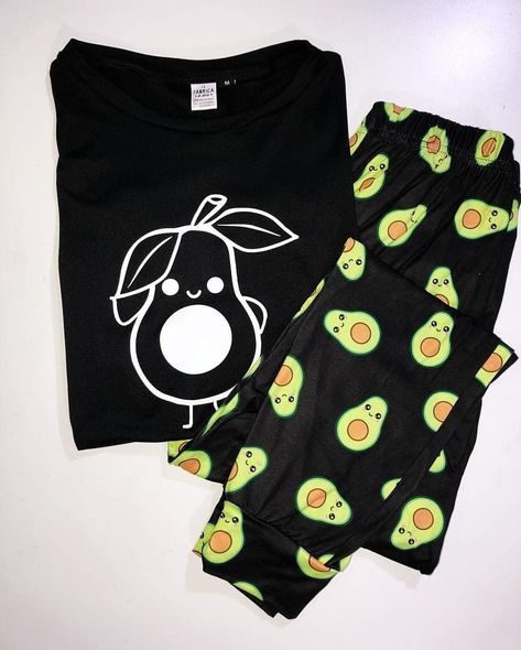 Avocado Things To Buy, Avocado Clothes, Cute Pjs, Cute Avocado, Cute Sleepwear, Cute Pajama Sets, Pajama Outfits, Stylish Hoodies, Cute Lazy Outfits