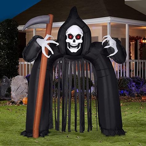 Moldes Halloween, Dekorasi Halloween, Outdoor Party Decorations, Inflatable Decorations, Halloween Tattoo, Halloween Inflatables, Doll Party, Halloween Store, Couples Halloween