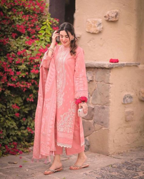 Pink Kurta Designs Women, Simple Short Frock Designs, Long Frock Suit, Printed Shirts Outfit, Pakistani Shadi, Frock Suit Ideas, Aaniat Khalid, Frock Suit, Shirts Outfit