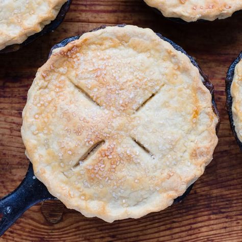 Mini Chai Spiced Pear Pies Cast Iron Skillet Pie Crust Designs, Pear Pie, Mini Chair, Spiced Pear, Pie Tops, Flaky Pie Crust, Pie Crust Recipes, Chai Spice, Mini Pies