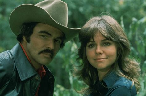 Burt & Sally- Smokey and the Bandit Burt Reynolds Deliverance, Sally Field Hairstyles, Jackie Gleason, Sally Field, The Bandit, Smokey And The Bandit, Burt Reynolds, Quentin Tarantino, Famous Women