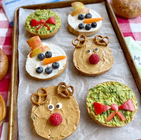 Christmas Lunch Box Ideas, Bagel Ideas, Mini Chef, Christmas Morning Breakfast, Food Art For Kids, Healthy Christmas, Christmas Lunch, Holiday Breakfast, Easy Food Art