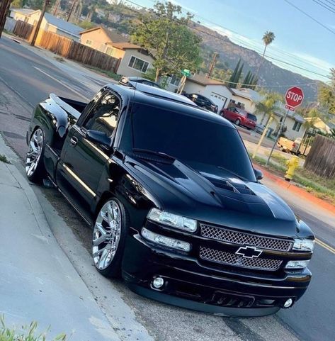 Single Cab Trucks Lowered, Lowered Chevy Silverado, Gmc Trucks Lowered, Custom Chevy Trucks Chevrolet Silverado, C1500 Lowered, Obs Trucks Chevy, Silverado Tuning, Chevrolet 400 Ss, S10 Truck Ideas