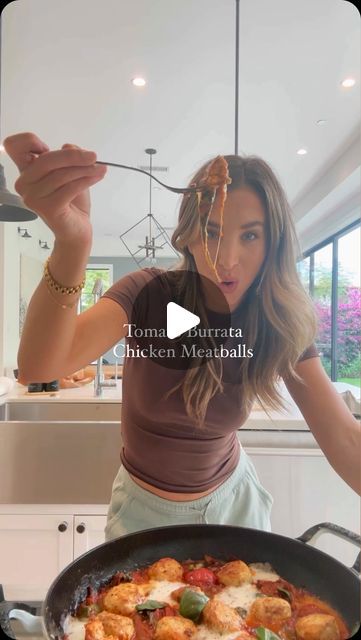 Katie Austin on Instagram: "ON THE MENU TONIGHT: One Pan Tomato Burrata Chicken Meatballs🤤 SO. GOOD. Plus this dish is great as is, or can be enjoyed over any pasta of choice!! Full recipe linked in my bio🍝 YUMMMM!!" Burrata Chicken, Katie Austin, Chicken Meatballs, Best Protein, One Pan, On The Menu, Tortellini, The Menu, Meatballs