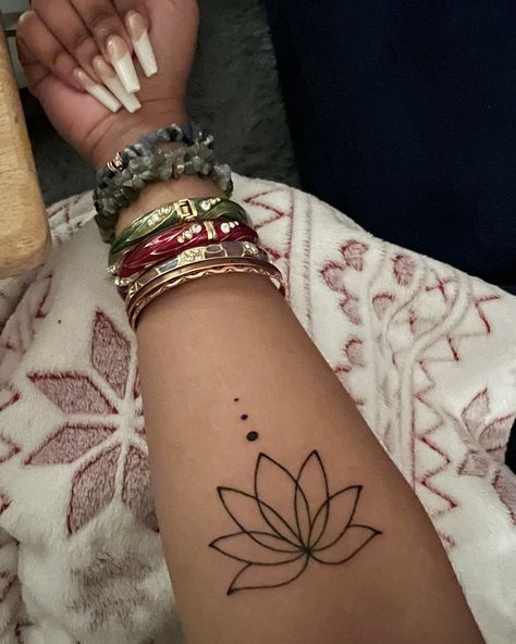 Leg Henna Designs, Small Henna Tattoos, Small Henna Designs, Cute Henna Designs, Cute Henna Tattoos, Henna Style Tattoos, Small Henna, Leg Henna, Henna Inspired Tattoos