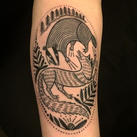 Fox vs. Badger tattoo by Duke Riley Duke Riley, Badger Tattoo, Black And White Tattoo, Woodcut Tattoo, Tattoos Skull, Fox Tattoo, Tattoo Feminina, Aesthetic Tattoo, White Tattoo