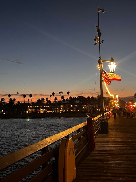 Santa Barbara Sunset, Pier Aesthetics, Santa Monica Pier Aesthetic, Santa Barbara Aesthetic, Boardwalk Aesthetic, Beach Town Aesthetic, La Summer, Santa Barbara Beach, Downtown Santa Barbara