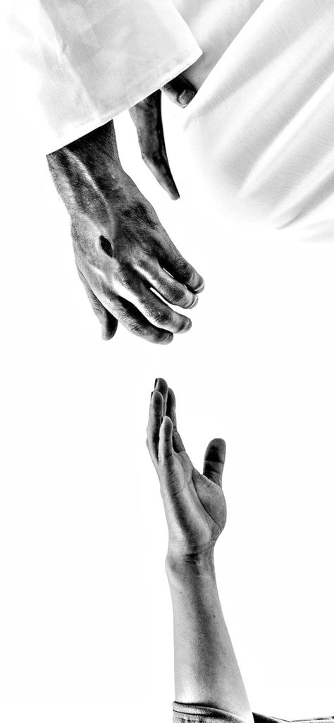 Christian Photography Aesthetic, Gods Hand Reaching Out, Powerful Christian Pictures, God Reaching Out His Hand Tattoo, Jesus Hand Reaching Out, Black And White Jesus Aesthetic, Pray Astethic, Pray Asthetic Picture, Armour Of God Wallpaper