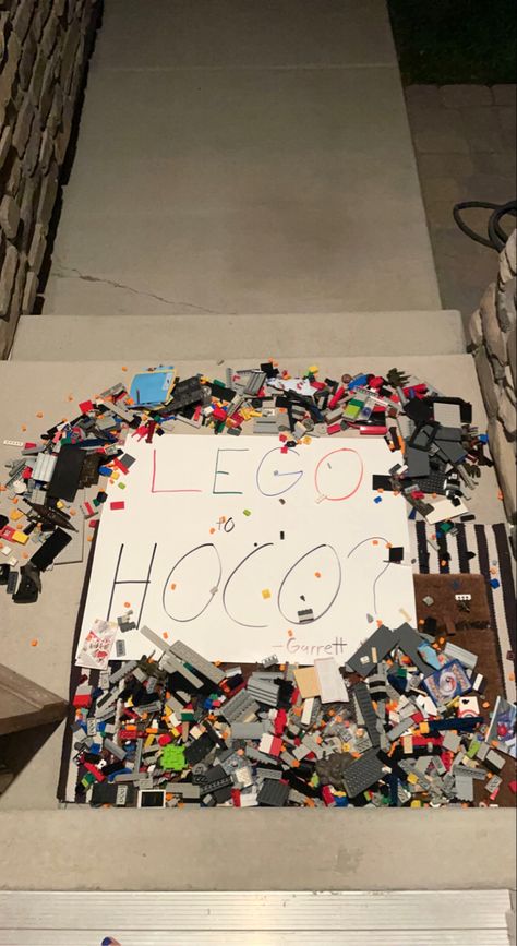 Lego Homecoming Proposal, Lego Hoco Proposal, Prom Response Ideas, Used Legos, Proposals Ideas, Student Hacks, Hoco Proposals, Hoco Proposals Ideas, Prom Ideas