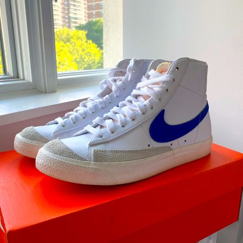 White/Blue Vintage Blazers, Mens Size 6 Us, Womens Size 7.5 Us. Brand New Condition, Worn Only Twice. Originally Bought From Nike Flagship Store Nyc Shoes Nike White, Vintage Blazers, Vintage Blazer, Swag Shoes, Nike Blazer, Flagship Store, Nike White, Blue Vintage, Colored Blazer