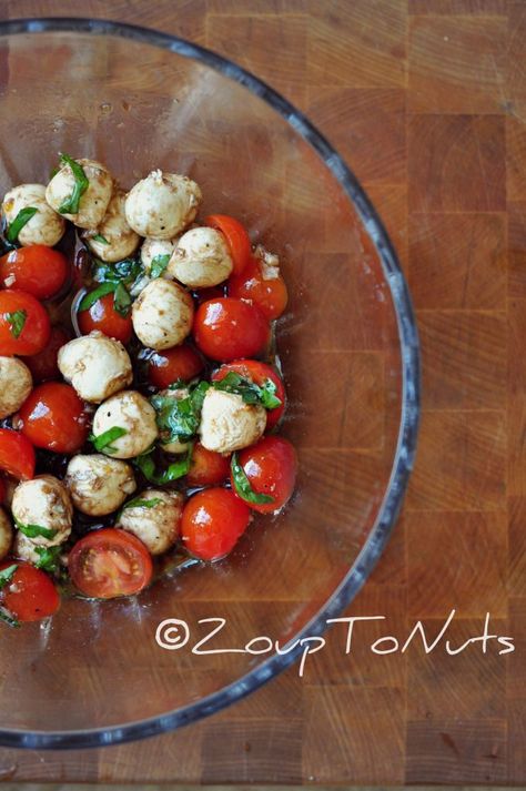 Mozzarella Salad Balsamic, Tomato Mozzarella Salad Balsamic, Tomato And Mozzarella Salad, Salad Balsamic, Tomato Mozzarella Salad, Tomato And Mozzarella, Savory Recipe, A Lot Of Food, Marinated Tomatoes