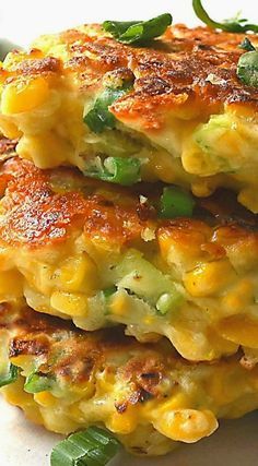 Mexican Corn Cakes, Easy Corn Recipes, Corn Cakes Recipe, Mexikansk Mat, Southern Recipe, Mexican Corn, Corn Cakes, Corn Fritters, Corn Recipes