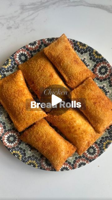 Kausar Raja on Instagram: "Ramadan recipes: Chicken & Sweetcorn Breadrolls

So many names for this and it’s such a popular Ramadan item. I wanted to address people who shame others for having fried food in Ramadan - my comments section on nearly every fried recipe I post in Ramadan has oil-police presence. If you don’t like fried foods, that’s your personal preference and that’s fine too - don’t shame others and let them enjoy what they like! My page has many recipes and is by no means a food diary for my personal diet - I’m teaching others how to cook, I believe everything in moderation is okay - so live and let live.

Recipe (makes 20-25)
- 500g chicken breast
- 2 tbsp oil
- 1 onion
- 3 cloves garlic
- 1 tsp paprika
- 1 tsp salt
- 1 tsp black pepper
- 1 tsp oregano
- 1 tsp ground cumin
- Hot Pocket Recipes, Salty Food, Torta Recipe, Fried Foods, Veg Dishes, Chaat Recipe, Hot Pockets, Popcorn Chicken, Cook Chicken