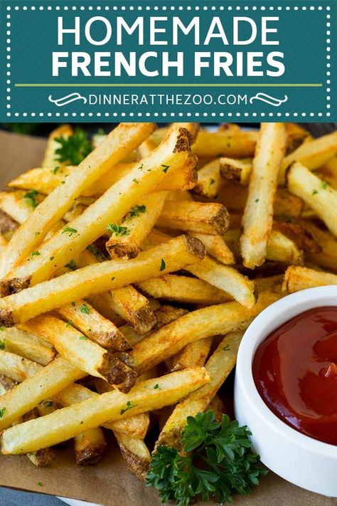 Homemade French Fries Recipe #potatoes #fries #dinner #dinneratthezoo Homemade Fried French Fries, Diy French Fries, Wedges Potato, Potatoes Fries, Perfect French Fries, Best French Fries, Making French Fries, Homemade Fries, French Fried Potatoes