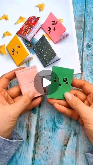 Painting For Class 5, Mini Paper Gifts, Origami Mini Book, Easy Crafts With Construction Paper, Crafts For Teachers From Kids, Art Book Cover Ideas Creative, Oragami Ideas Cute Easy For Kids, How To Make Mini Books, Creative Collage Ideas Projects