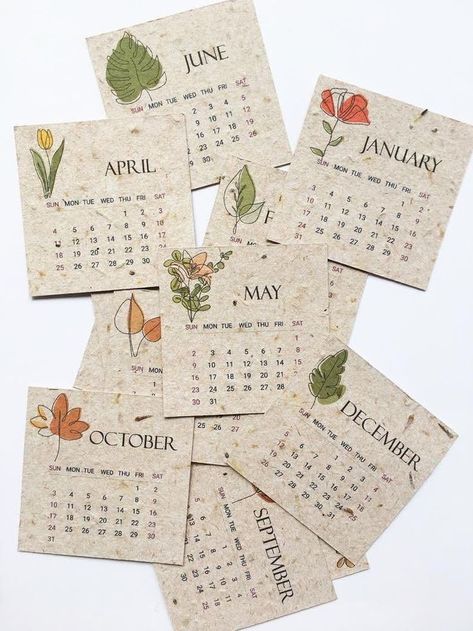 Diy Organisation Scolaire, 달력 디자인, Calendar Craft, Sycamore Tree, Diy Calendar, Tree Seeds, Seed Paper, Crafty Creations, Fabric Christmas Ornaments