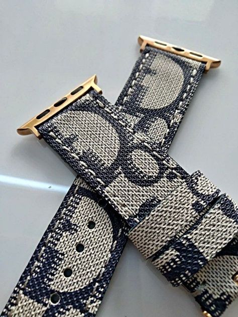 For silver or gold series 3 apple watch (not sure where exactly to find authentic ones) Gucci Apple Watch Band, Handmade Watch Bands, Cuff Watch, Chanel Logo, Apple Watch Faces, Leather Watch Strap, Leather Projects, Apple Wallpaper, Apple Watch Strap